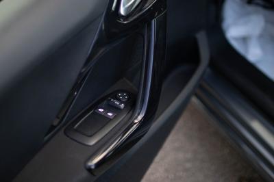 Peugeot 208 ACTIVE